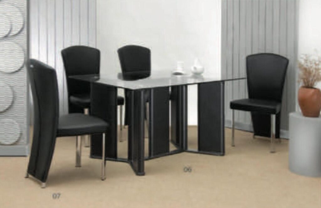 MC-09-MEJA-MAKAN-KACA-PP-150x90